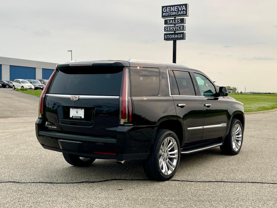2020 Cadillac Escalade 4WD 4dr Premium Luxury, available for sale in Darien, Wisconsin | Geneva Motor Cars. Darien, Wisconsin 2020 Cadillac Escalade 4WD 4dr Premium Luxury, available for sale in Darien, Wisconsin | Geneva Motor Cars. Darien, Wisconsin
