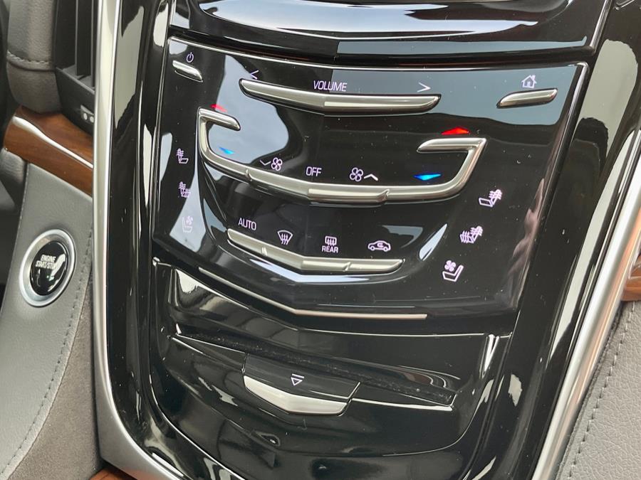 2020 Cadillac Escalade 4WD 4dr Premium Luxury, available for sale in Darien, Wisconsin | Geneva Motor Cars. Darien, Wisconsin 2020 Cadillac Escalade 4WD 4dr Premium Luxury, available for sale in Darien, Wisconsin | Geneva Motor Cars. Darien, Wisconsin