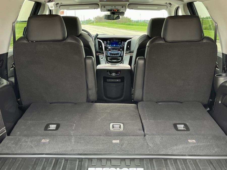 2020 Cadillac Escalade 4WD 4dr Premium Luxury, available for sale in Darien, Wisconsin | Geneva Motor Cars. Darien, Wisconsin 2020 Cadillac Escalade 4WD 4dr Premium Luxury, available for sale in Darien, Wisconsin | Geneva Motor Cars. Darien, Wisconsin