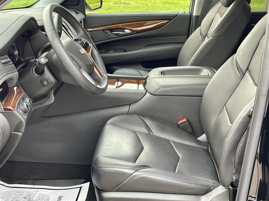 2020 Cadillac Escalade 4WD 4dr Premium Luxury, available for sale in Darien, Wisconsin | Geneva Motor Cars. Darien, Wisconsin 2020 Cadillac Escalade 4WD 4dr Premium Luxury, available for sale in Darien, Wisconsin | Geneva Motor Cars. Darien, Wisconsin