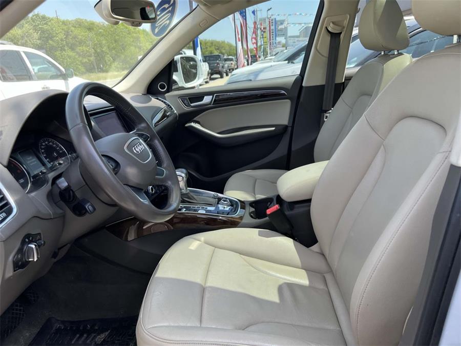 2015 Audi Q5 2.0T Premium Plus, available for sale in Wantagh, New York | Wantagh Certified. Wantagh, New York 2015 Audi Q5 2.0T Premium Plus, available for sale in Wantagh, New York | Wantagh Certified. Wantagh, New York