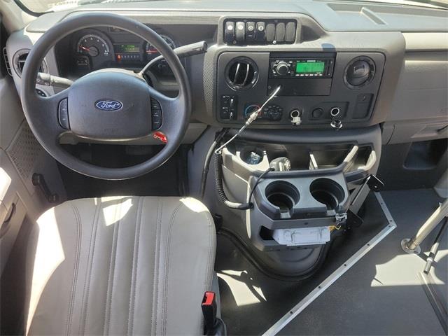 2017 Ford E-450sd Base, available for sale in Stratford, Connecticut | Wiz Leasing Inc. Stratford, Connecticut 2017 Ford E-450sd Base, available for sale in Stratford, Connecticut | Wiz Leasing Inc. Stratford, Connecticut