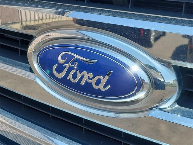 2017 Ford E-450sd Base, available for sale in Stratford, Connecticut | Wiz Leasing Inc. Stratford, Connecticut 2017 Ford E-450sd Base, available for sale in Stratford, Connecticut | Wiz Leasing Inc. Stratford, Connecticut