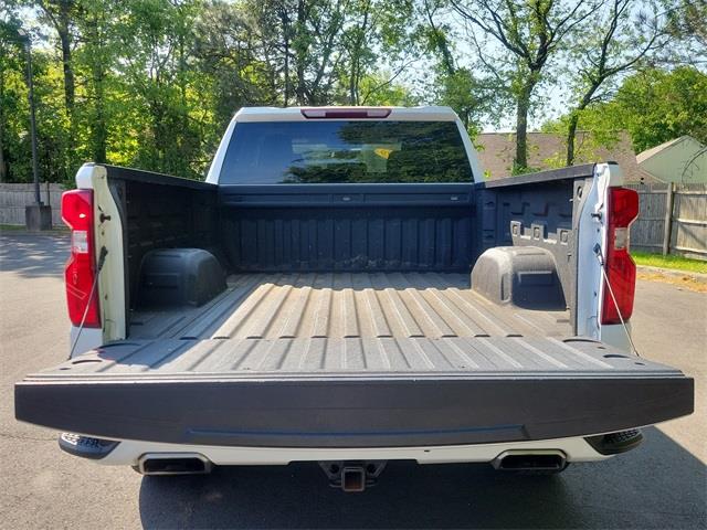 2019 Chevrolet Silverado 1500 Custom, available for sale in Stratford, Connecticut | Wiz Leasing Inc. Stratford, Connecticut 2019 Chevrolet Silverado 1500 Custom, available for sale in Stratford, Connecticut | Wiz Leasing Inc. Stratford, Connecticut