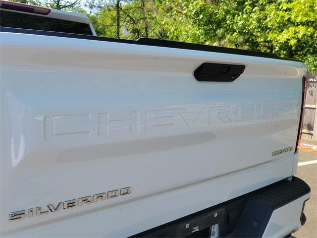 2019 Chevrolet Silverado 1500 Custom, available for sale in Stratford, Connecticut | Wiz Leasing Inc. Stratford, Connecticut 2019 Chevrolet Silverado 1500 Custom, available for sale in Stratford, Connecticut | Wiz Leasing Inc. Stratford, Connecticut