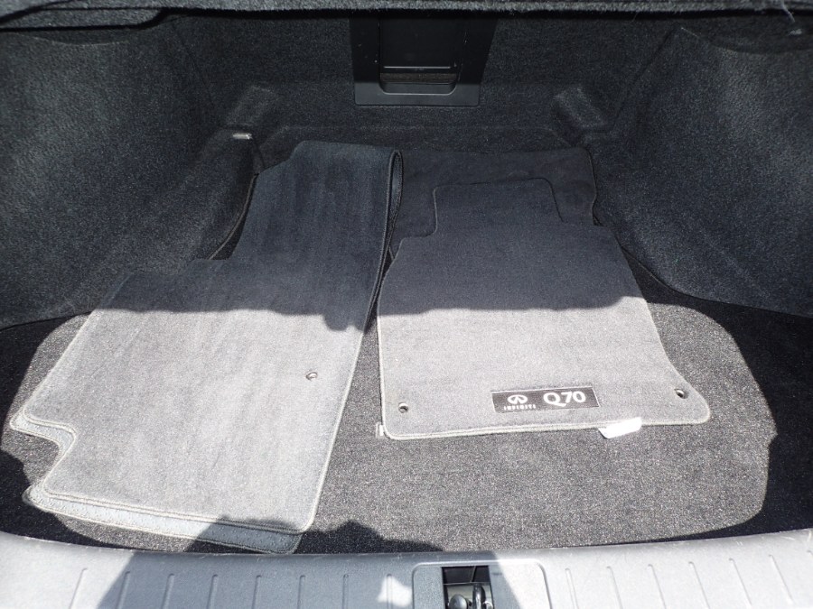 2015 INFINITI Q70L 4dr Sdn V8 AWD, available for sale in Storrs, Connecticut | Eagleville Motors. Storrs, Connecticut 2015 INFINITI Q70L 4dr Sdn V8 AWD, available for sale in Storrs, Connecticut | Eagleville Motors. Storrs, Connecticut