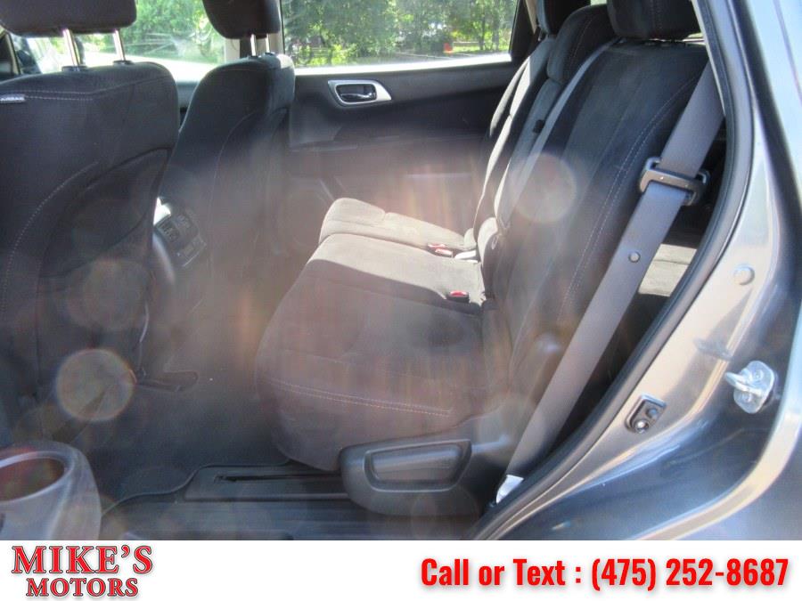 2015 Nissan Pathfinder 4WD 4dr S *Ltd Avail*, available for sale in Stratford, Connecticut | Mike's Motors LLC. Stratford, Connecticut 2015 Nissan Pathfinder 4WD 4dr S *Ltd Avail*, available for sale in Stratford, Connecticut | Mike's Motors LLC. Stratford, Connecticut