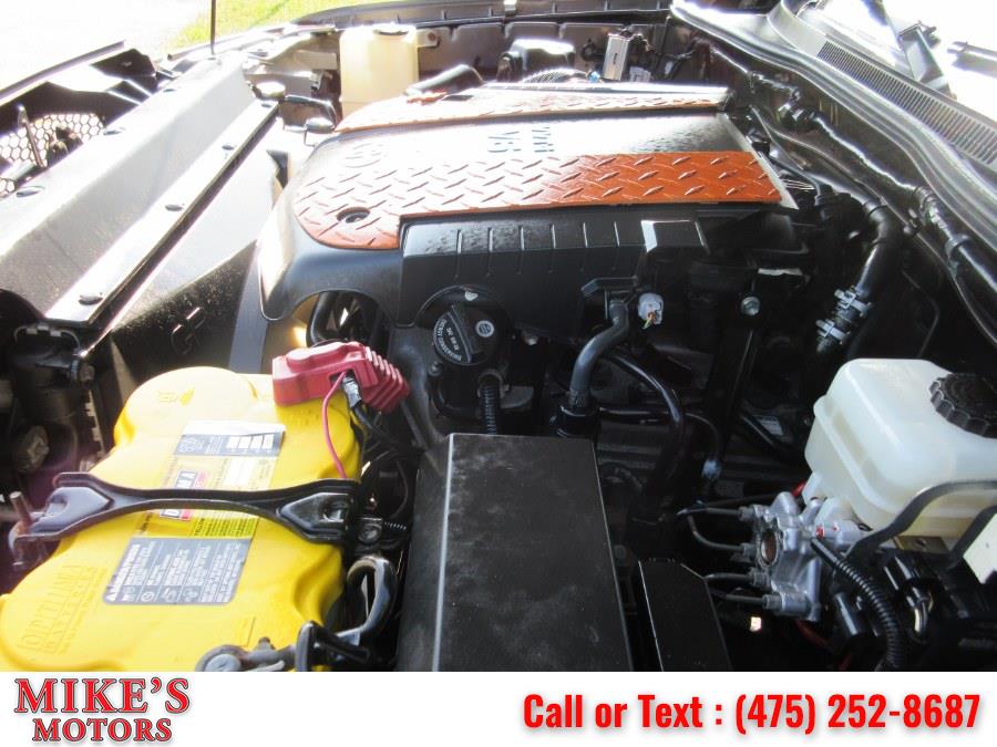 2012 Toyota Tacoma 4WD Access Cab V6 AT (Natl), available for sale in Stratford, Connecticut | Mike's Motors LLC. Stratford, Connecticut 2012 Toyota Tacoma 4WD Access Cab V6 AT (Natl), available for sale in Stratford, Connecticut | Mike's Motors LLC. Stratford, Connecticut