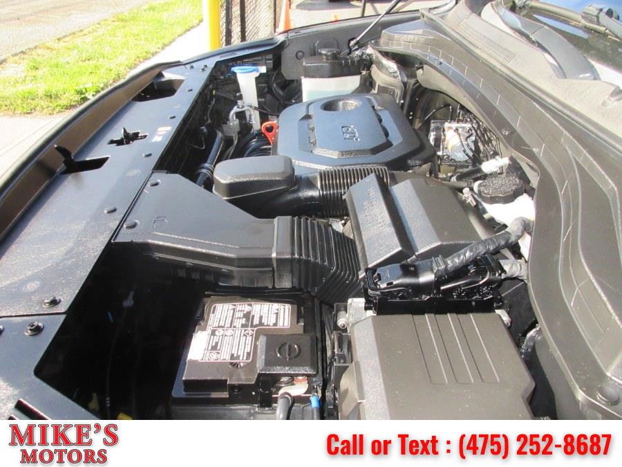 2019 Hyundai Santa Fe SEL 2.4L Auto FWD, available for sale in Stratford, Connecticut | Mike's Motors LLC. Stratford, Connecticut 2019 Hyundai Santa Fe SEL 2.4L Auto FWD, available for sale in Stratford, Connecticut | Mike's Motors LLC. Stratford, Connecticut