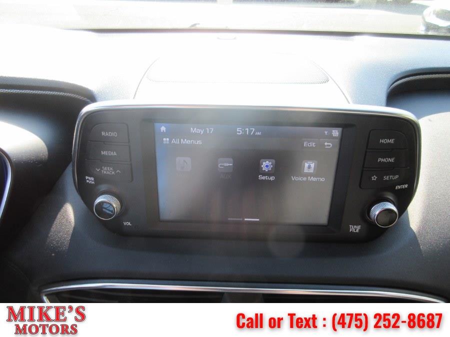 2019 Hyundai Santa Fe SEL 2.4L Auto FWD, available for sale in Stratford, Connecticut | Mike's Motors LLC. Stratford, Connecticut 2019 Hyundai Santa Fe SEL 2.4L Auto FWD, available for sale in Stratford, Connecticut | Mike's Motors LLC. Stratford, Connecticut