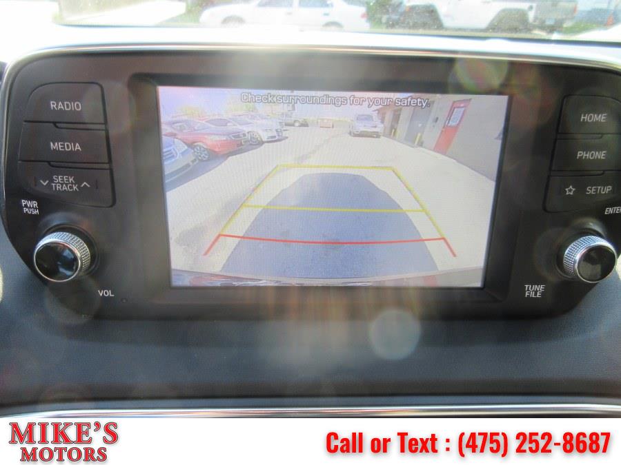 2019 Hyundai Santa Fe SEL 2.4L Auto FWD, available for sale in Stratford, Connecticut | Mike's Motors LLC. Stratford, Connecticut 2019 Hyundai Santa Fe SEL 2.4L Auto FWD, available for sale in Stratford, Connecticut | Mike's Motors LLC. Stratford, Connecticut