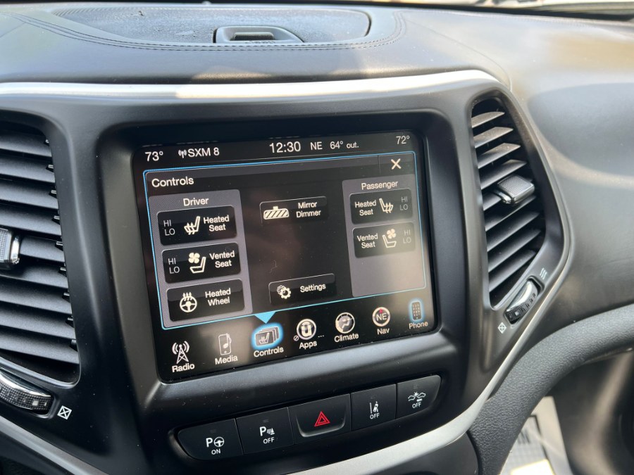 2018 Jeep Cherokee Overland 4x4, available for sale in Peabody, Massachusetts | New Star Motors. Peabody, Massachusetts 2018 Jeep Cherokee Overland 4x4, available for sale in Peabody, Massachusetts | New Star Motors. Peabody, Massachusetts
