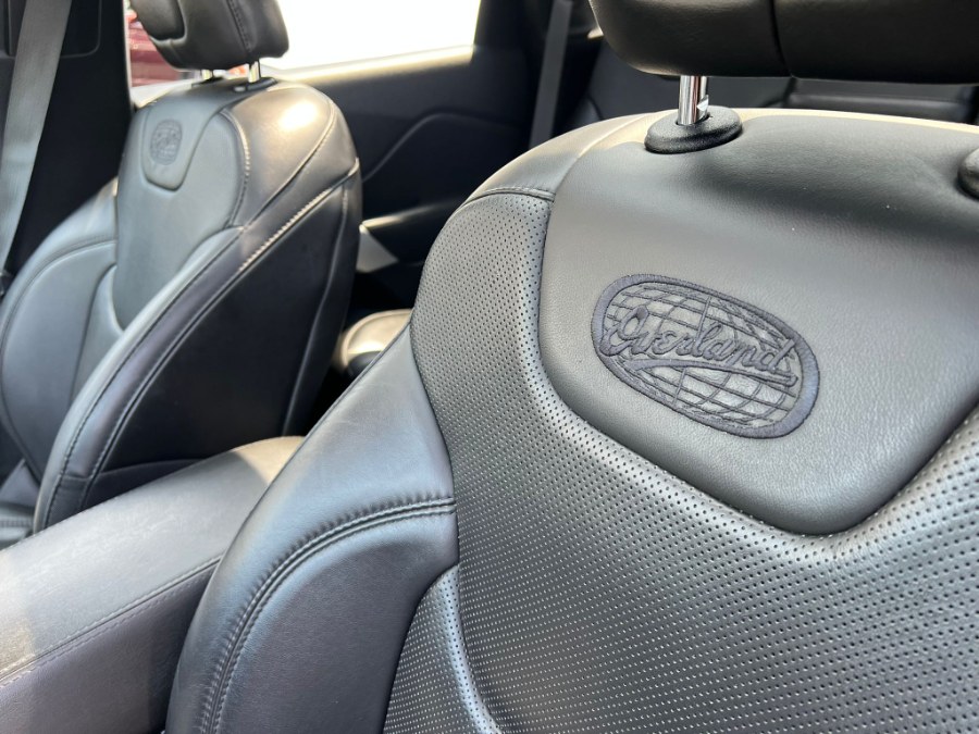2018 Jeep Cherokee Overland 4x4, available for sale in Peabody, Massachusetts | New Star Motors. Peabody, Massachusetts 2018 Jeep Cherokee Overland 4x4, available for sale in Peabody, Massachusetts | New Star Motors. Peabody, Massachusetts