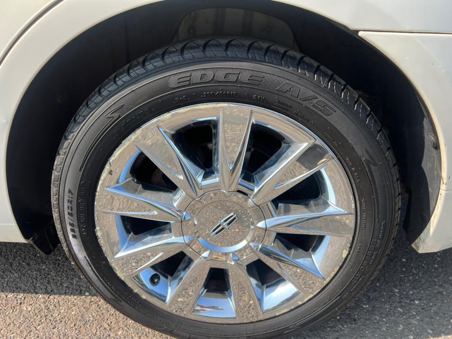 2012 Lincoln MKZ 4dr Sdn AWD, available for sale in Waterbury, Connecticut | Platinum Auto Care. Waterbury, Connecticut 2012 Lincoln MKZ 4dr Sdn AWD, available for sale in Waterbury, Connecticut | Platinum Auto Care. Waterbury, Connecticut