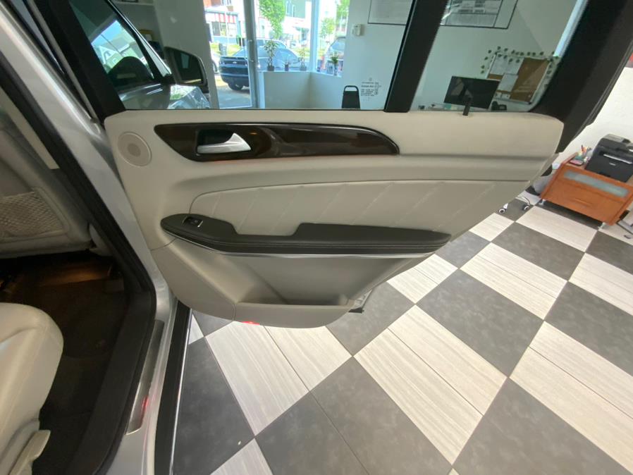 2014 Mercedes-Benz GL-Class 4MATIC 4dr GL450, available for sale in Hartford, Connecticut | Franklin Motors Auto Sales LLC. Hartford, Connecticut 2014 Mercedes-Benz GL-Class 4MATIC 4dr GL450, available for sale in Hartford, Connecticut | Franklin Motors Auto Sales LLC. Hartford, Connecticut