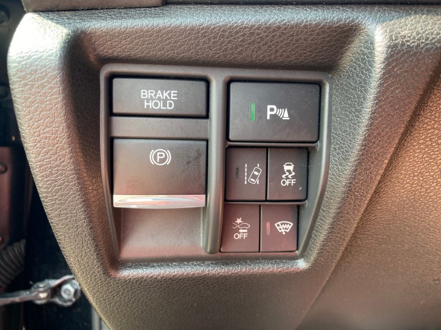 2017 Acura MDX SH-AWD w/Advance/Entertainment Pkg, available for sale in West Springfield, Massachusetts | Union Street Auto Sales. West Springfield, Massachusetts 2017 Acura MDX SH-AWD w/Advance/Entertainment Pkg, available for sale in West Springfield, Massachusetts | Union Street Auto Sales. West Springfield, Massachusetts