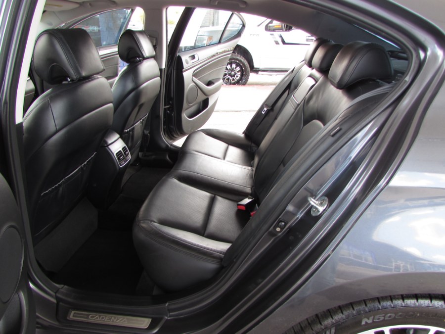 2016 Kia Cadenza 4dr Sdn Premium, available for sale in Orlando, Florida | VIP Auto Enterprise, Inc. Orlando, Florida 2016 Kia Cadenza 4dr Sdn Premium, available for sale in Orlando, Florida | VIP Auto Enterprise, Inc. Orlando, Florida