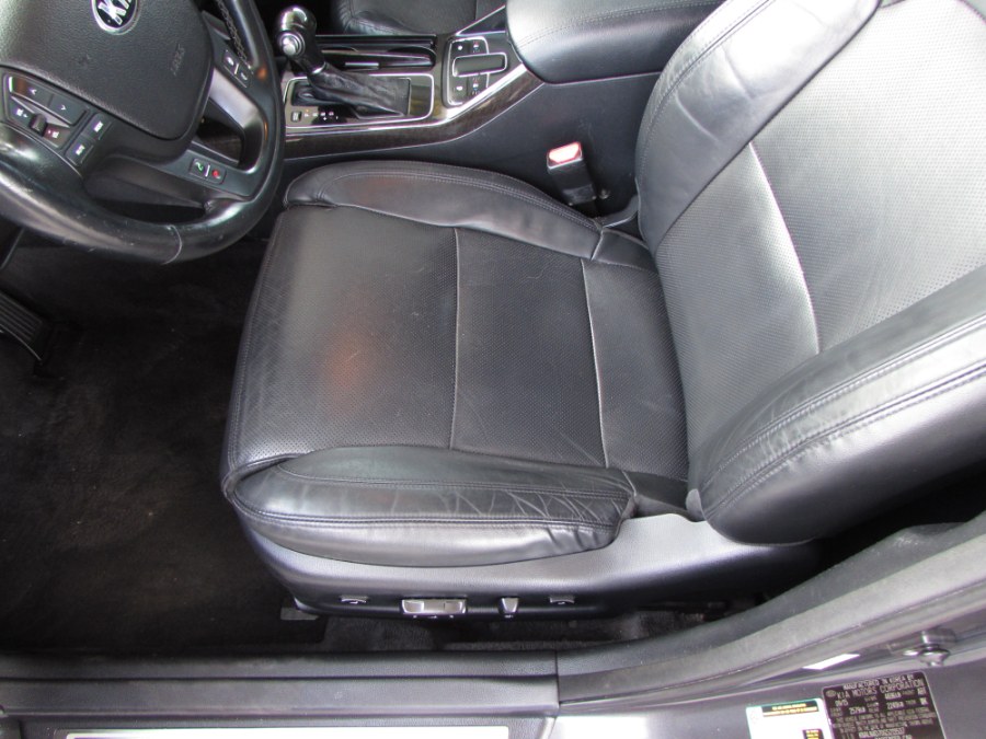 2016 Kia Cadenza 4dr Sdn Premium, available for sale in Orlando, Florida | VIP Auto Enterprise, Inc. Orlando, Florida 2016 Kia Cadenza 4dr Sdn Premium, available for sale in Orlando, Florida | VIP Auto Enterprise, Inc. Orlando, Florida