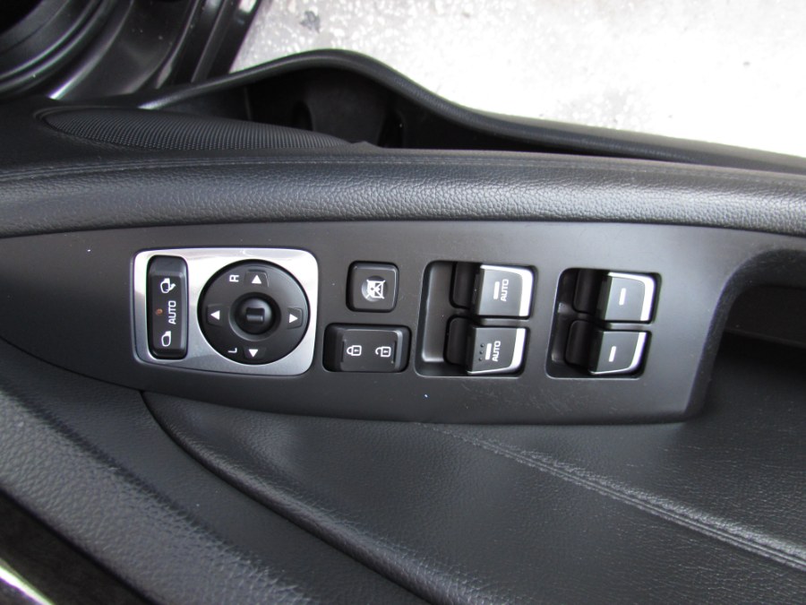 2016 Kia Cadenza 4dr Sdn Premium, available for sale in Orlando, Florida | VIP Auto Enterprise, Inc. Orlando, Florida 2016 Kia Cadenza 4dr Sdn Premium, available for sale in Orlando, Florida | VIP Auto Enterprise, Inc. Orlando, Florida