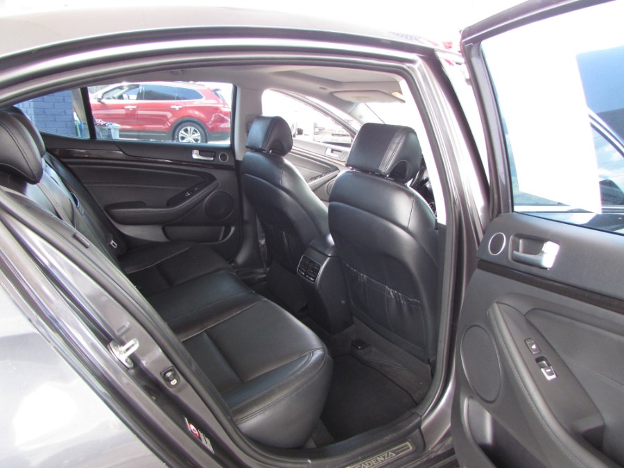 2016 Kia Cadenza 4dr Sdn Premium, available for sale in Orlando, Florida | VIP Auto Enterprise, Inc. Orlando, Florida 2016 Kia Cadenza 4dr Sdn Premium, available for sale in Orlando, Florida | VIP Auto Enterprise, Inc. Orlando, Florida