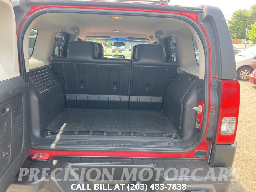 2006 HUMMER H3 4dr 4WD SUV, available for sale in Branford, Connecticut | Precision Motor Cars LLC. Branford, Connecticut 2006 HUMMER H3 4dr 4WD SUV, available for sale in Branford, Connecticut | Precision Motor Cars LLC. Branford, Connecticut