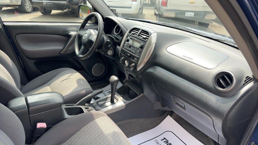 2004 Toyota RAV4 4dr Auto 4WD, available for sale in Waterbury, Connecticut | West End Automotive Center. Waterbury, Connecticut 2004 Toyota RAV4 4dr Auto 4WD, available for sale in Waterbury, Connecticut | West End Automotive Center. Waterbury, Connecticut