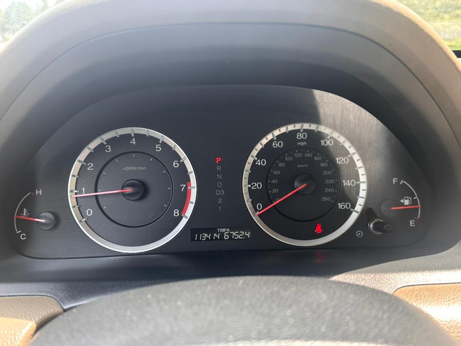 2010 Honda Accord Sdn 4dr I4 Auto LX, available for sale in Revere, Massachusetts | Wonderland Auto. Revere, Massachusetts 2010 Honda Accord Sdn 4dr I4 Auto LX, available for sale in Revere, Massachusetts | Wonderland Auto. Revere, Massachusetts
