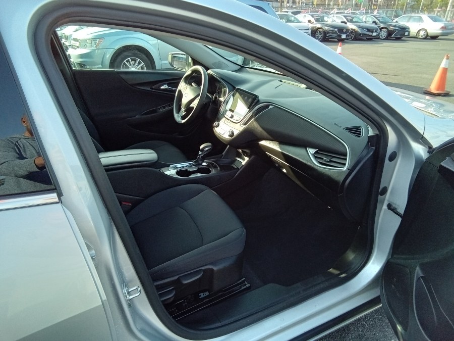 2022 Chevrolet Malibu 4dr Sdn LT, available for sale in Irvington, New Jersey | NJ Used Cars Center. Irvington, New Jersey 2022 Chevrolet Malibu 4dr Sdn LT, available for sale in Irvington, New Jersey | NJ Used Cars Center. Irvington, New Jersey