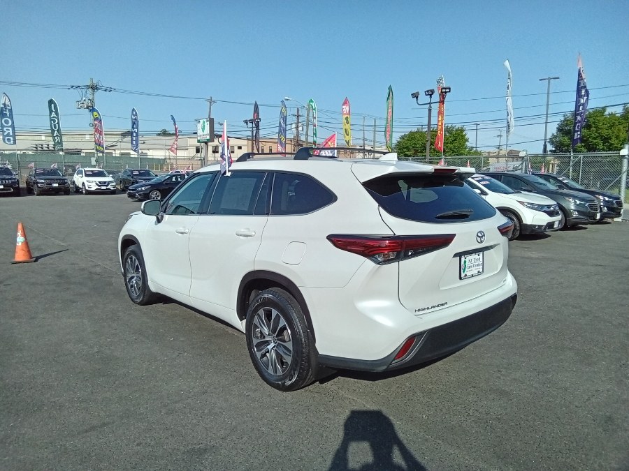 2022 Toyota Highlander XLE FWD (Natl), available for sale in Irvington, New Jersey | NJ Used Cars Center. Irvington, New Jersey 2022 Toyota Highlander XLE FWD (Natl), available for sale in Irvington, New Jersey | NJ Used Cars Center. Irvington, New Jersey