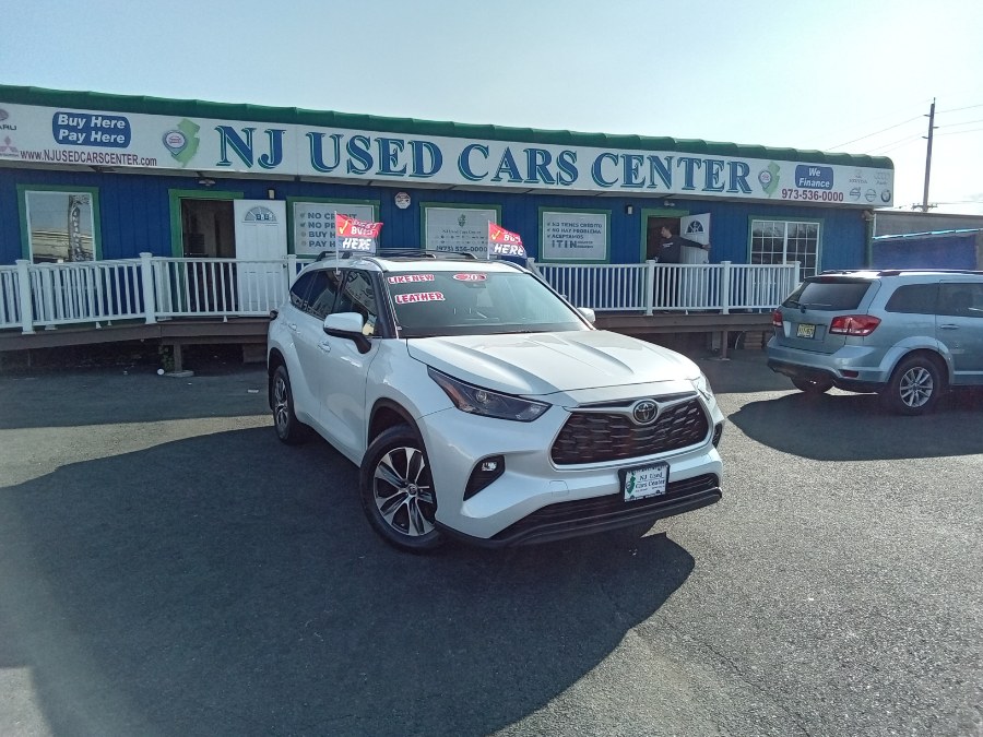 2022 Toyota Highlander XLE FWD (Natl), available for sale in Irvington, New Jersey | NJ Used Cars Center. Irvington, New Jersey 2022 Toyota Highlander XLE FWD (Natl), available for sale in Irvington, New Jersey | NJ Used Cars Center. Irvington, New Jersey