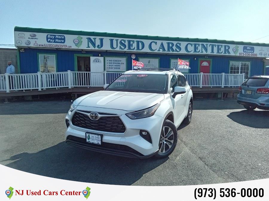 2022 Toyota Highlander XLE FWD (Natl), available for sale in Irvington, New Jersey | NJ Used Cars Center. Irvington, New Jersey