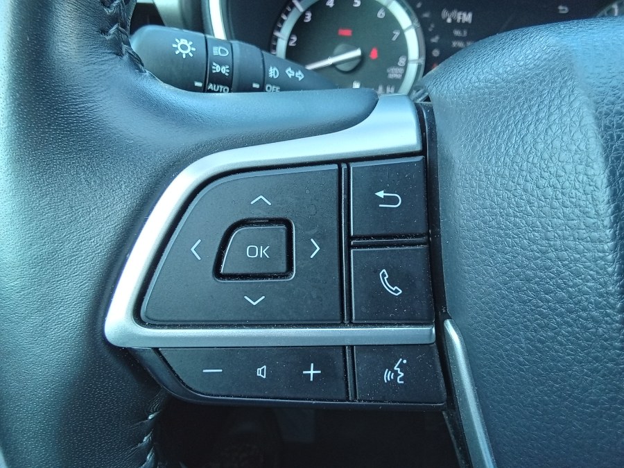 2022 Toyota Highlander XLE FWD (Natl), available for sale in Irvington, New Jersey | NJ Used Cars Center. Irvington, New Jersey 2022 Toyota Highlander XLE FWD (Natl), available for sale in Irvington, New Jersey | NJ Used Cars Center. Irvington, New Jersey