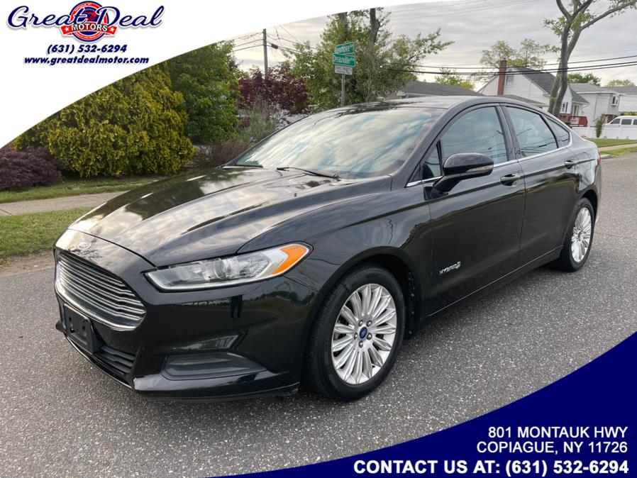 2013 Ford Fusion 4dr Sdn SE Hybrid FWD, available for sale in Copiague, New York | Great Deal Motors. Copiague, New York