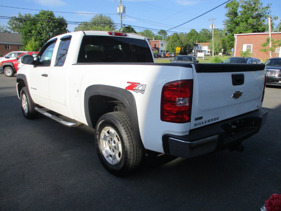 2010 Chevrolet Silverado 1500 4WD Ext Cab 143.5" LT, available for sale in Suffield, Connecticut | Suffield Auto Sales. Suffield, Connecticut 2010 Chevrolet Silverado 1500 4WD Ext Cab 143.5" LT, available for sale in Suffield, Connecticut | Suffield Auto Sales. Suffield, Connecticut