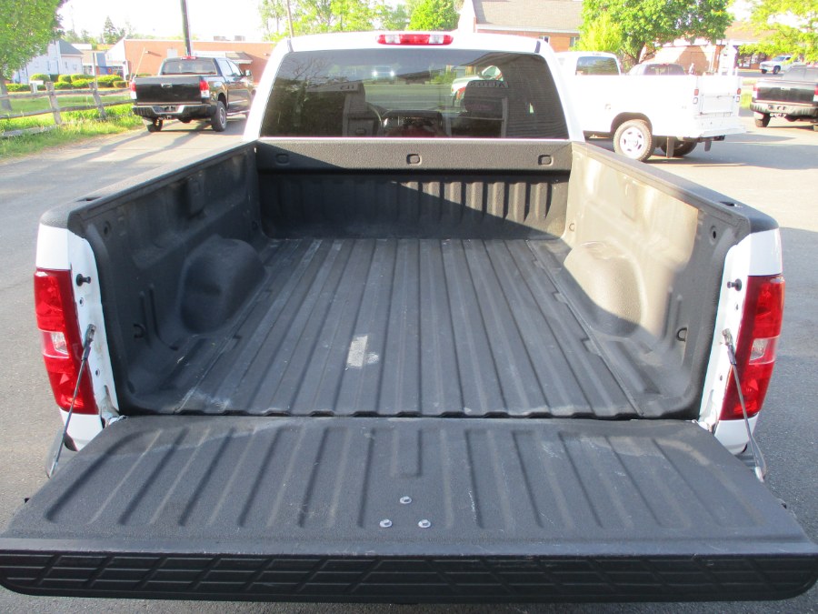 2010 Chevrolet Silverado 1500 4WD Ext Cab 143.5" LT, available for sale in Suffield, Connecticut | Suffield Auto Sales. Suffield, Connecticut 2010 Chevrolet Silverado 1500 4WD Ext Cab 143.5" LT, available for sale in Suffield, Connecticut | Suffield Auto Sales. Suffield, Connecticut