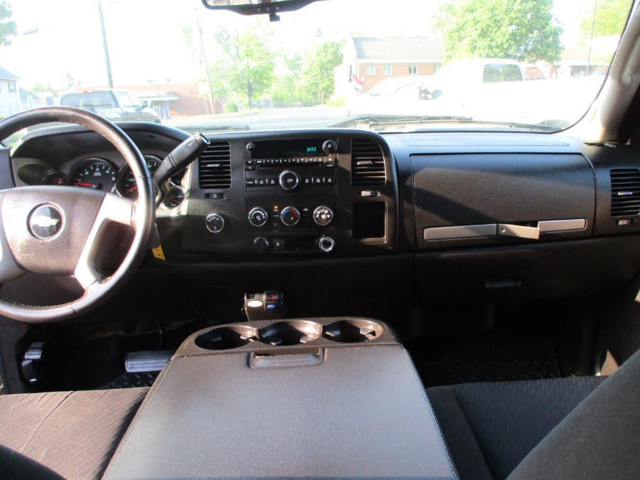 2010 Chevrolet Silverado 1500 4WD Ext Cab 143.5" LT, available for sale in Suffield, Connecticut | Suffield Auto Sales. Suffield, Connecticut 2010 Chevrolet Silverado 1500 4WD Ext Cab 143.5" LT, available for sale in Suffield, Connecticut | Suffield Auto Sales. Suffield, Connecticut