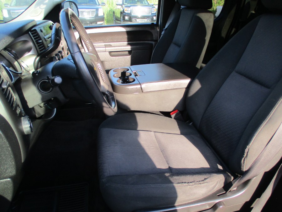 2010 Chevrolet Silverado 1500 4WD Ext Cab 143.5" LT, available for sale in Suffield, Connecticut | Suffield Auto Sales. Suffield, Connecticut 2010 Chevrolet Silverado 1500 4WD Ext Cab 143.5" LT, available for sale in Suffield, Connecticut | Suffield Auto Sales. Suffield, Connecticut