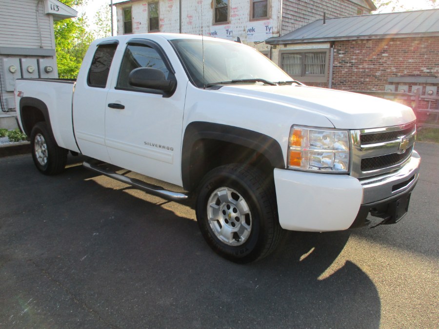 2010 Chevrolet Silverado 1500 4WD Ext Cab 143.5" LT, available for sale in Suffield, Connecticut | Suffield Auto Sales. Suffield, Connecticut 2010 Chevrolet Silverado 1500 4WD Ext Cab 143.5" LT, available for sale in Suffield, Connecticut | Suffield Auto Sales. Suffield, Connecticut