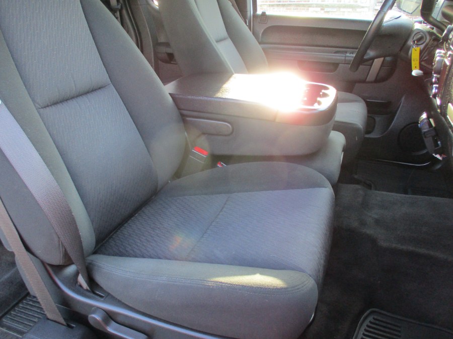 2010 Chevrolet Silverado 1500 4WD Ext Cab 143.5" LT, available for sale in Suffield, Connecticut | Suffield Auto Sales. Suffield, Connecticut 2010 Chevrolet Silverado 1500 4WD Ext Cab 143.5" LT, available for sale in Suffield, Connecticut | Suffield Auto Sales. Suffield, Connecticut