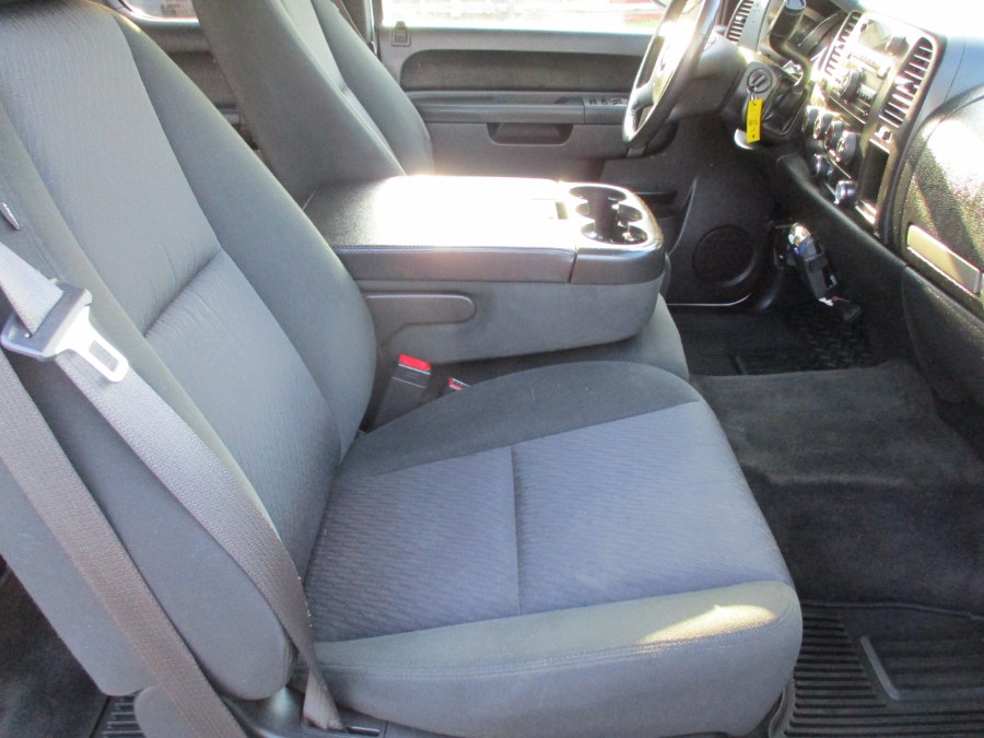 2010 Chevrolet Silverado 1500 4WD Ext Cab 143.5" LT, available for sale in Suffield, Connecticut | Suffield Auto Sales. Suffield, Connecticut 2010 Chevrolet Silverado 1500 4WD Ext Cab 143.5" LT, available for sale in Suffield, Connecticut | Suffield Auto Sales. Suffield, Connecticut