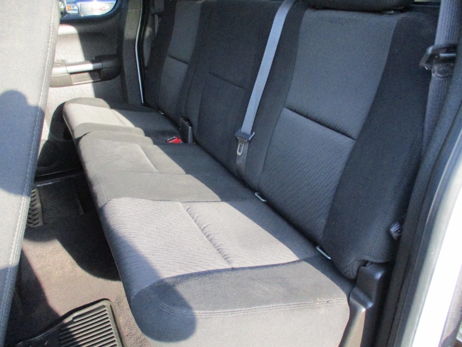 2010 Chevrolet Silverado 1500 4WD Ext Cab 143.5" LT, available for sale in Suffield, Connecticut | Suffield Auto Sales. Suffield, Connecticut 2010 Chevrolet Silverado 1500 4WD Ext Cab 143.5" LT, available for sale in Suffield, Connecticut | Suffield Auto Sales. Suffield, Connecticut