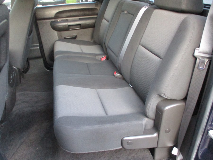 2011 Chevrolet Silverado 1500 4WD Crew Cab 143.5" LT, available for sale in Suffield, Connecticut | Suffield Auto Sales. Suffield, Connecticut 2011 Chevrolet Silverado 1500 4WD Crew Cab 143.5" LT, available for sale in Suffield, Connecticut | Suffield Auto Sales. Suffield, Connecticut
