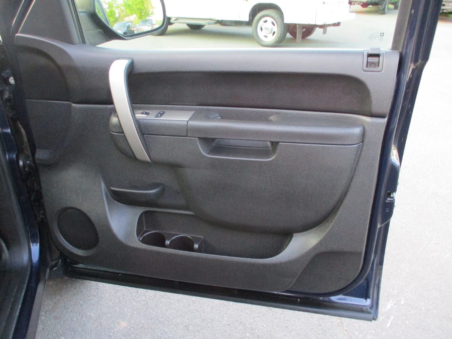 2011 Chevrolet Silverado 1500 4WD Crew Cab 143.5" LT, available for sale in Suffield, Connecticut | Suffield Auto Sales. Suffield, Connecticut 2011 Chevrolet Silverado 1500 4WD Crew Cab 143.5" LT, available for sale in Suffield, Connecticut | Suffield Auto Sales. Suffield, Connecticut