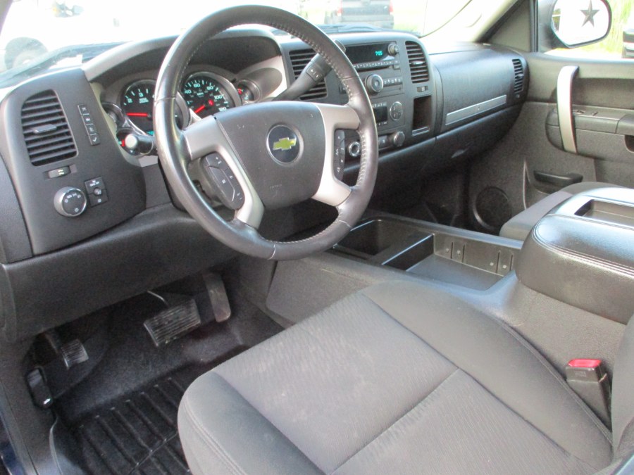 2011 Chevrolet Silverado 1500 4WD Crew Cab 143.5" LT, available for sale in Suffield, Connecticut | Suffield Auto Sales. Suffield, Connecticut 2011 Chevrolet Silverado 1500 4WD Crew Cab 143.5" LT, available for sale in Suffield, Connecticut | Suffield Auto Sales. Suffield, Connecticut