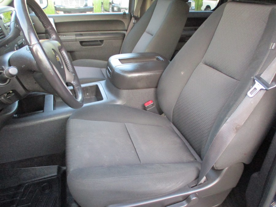 2011 Chevrolet Silverado 1500 4WD Crew Cab 143.5" LT, available for sale in Suffield, Connecticut | Suffield Auto Sales. Suffield, Connecticut 2011 Chevrolet Silverado 1500 4WD Crew Cab 143.5" LT, available for sale in Suffield, Connecticut | Suffield Auto Sales. Suffield, Connecticut