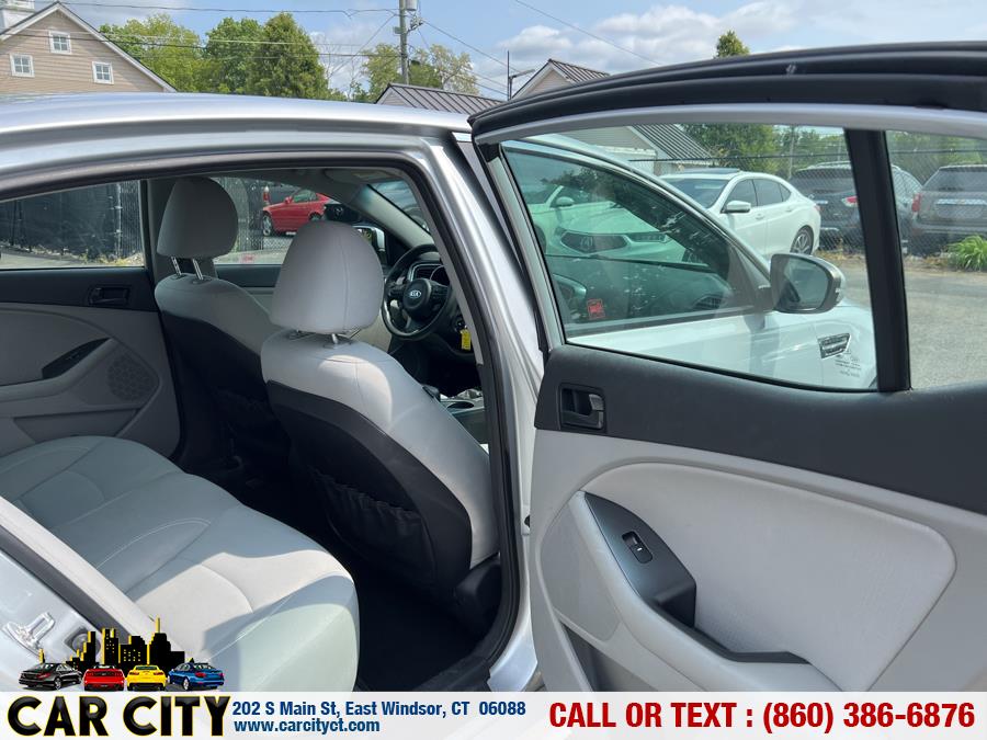 2014 Kia Optima 4dr Sdn LX, available for sale in East Windsor, Connecticut | Car City LLC. East Windsor, Connecticut 2014 Kia Optima 4dr Sdn LX, available for sale in East Windsor, Connecticut | Car City LLC. East Windsor, Connecticut