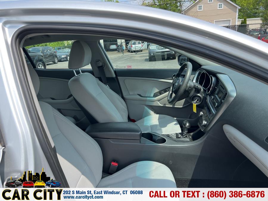 2014 Kia Optima 4dr Sdn LX, available for sale in East Windsor, Connecticut | Car City LLC. East Windsor, Connecticut 2014 Kia Optima 4dr Sdn LX, available for sale in East Windsor, Connecticut | Car City LLC. East Windsor, Connecticut