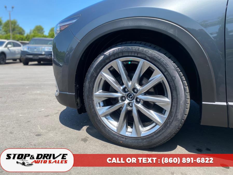 2017 Mazda CX-9 Signature AWD, available for sale in East Windsor, Connecticut | Stop & Drive Auto Sales. East Windsor, Connecticut 2017 Mazda CX-9 Signature AWD, available for sale in East Windsor, Connecticut | Stop & Drive Auto Sales. East Windsor, Connecticut