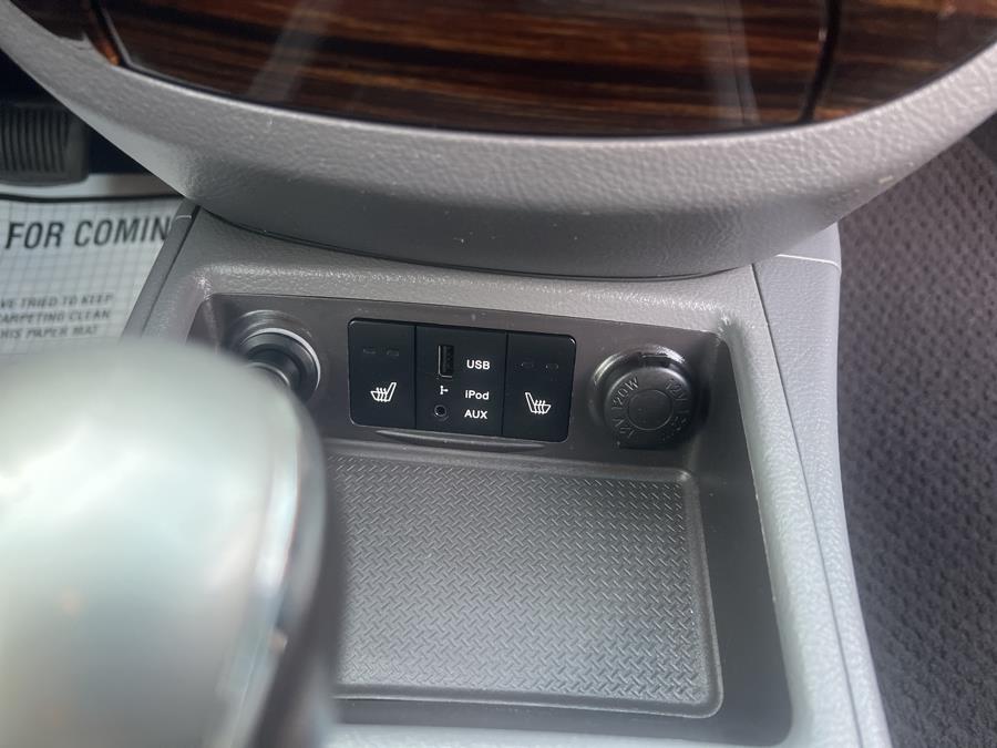 2011 Hyundai Santa Fe AWD 4dr V6 Auto SE *Ltd Avail*, available for sale in Swansea, Massachusetts | Gas On The Run. Swansea, Massachusetts 2011 Hyundai Santa Fe AWD 4dr V6 Auto SE *Ltd Avail*, available for sale in Swansea, Massachusetts | Gas On The Run. Swansea, Massachusetts