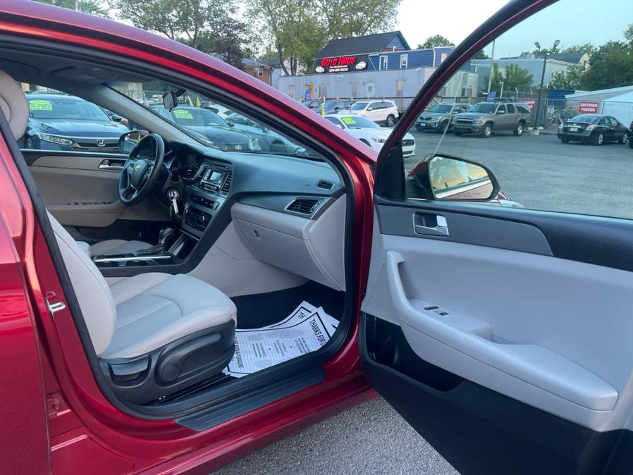 2015 Hyundai Sonata 4dr Sdn 2.4L SE, available for sale in Irvington , New Jersey | Auto Haus of Irvington Corp. Irvington , New Jersey 2015 Hyundai Sonata 4dr Sdn 2.4L SE, available for sale in Irvington , New Jersey | Auto Haus of Irvington Corp. Irvington , New Jersey